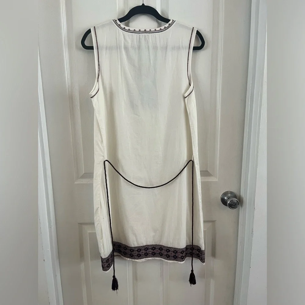 NWT GH Bass & Co. White Cotton Embroidered Dress Midi V neck Sleeveless medium